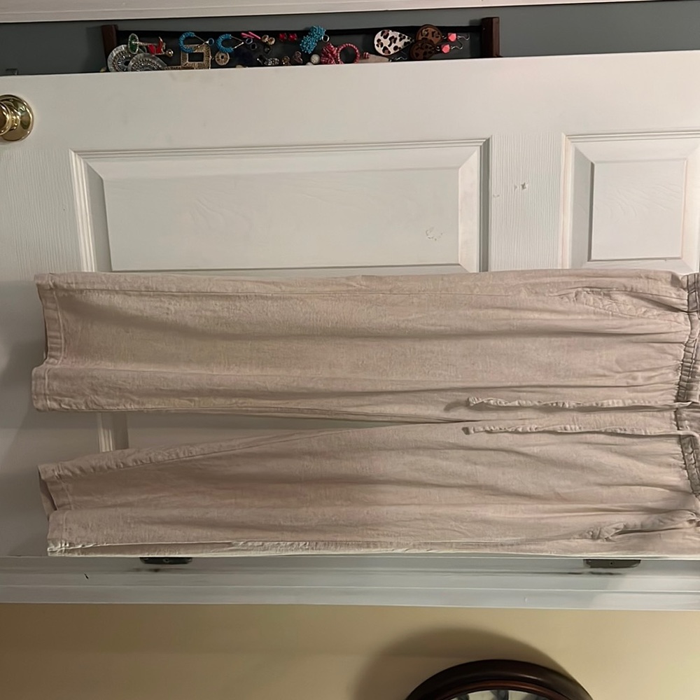 Old Navy wide leg linen pants, khaki, worn once, elastic drawstring waist